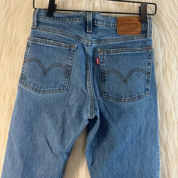 Levi's Womens Jeans Wedgie Straight Button Fly 25 x 26 Cropped Cotton Blend - Picture 5 of 11